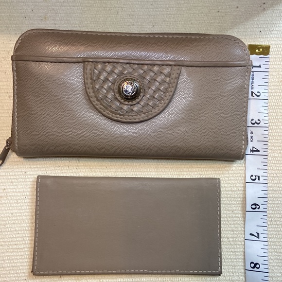 VR Wallet, checkbook holder and coin purse Brown/taupe - Picture 7 of 7